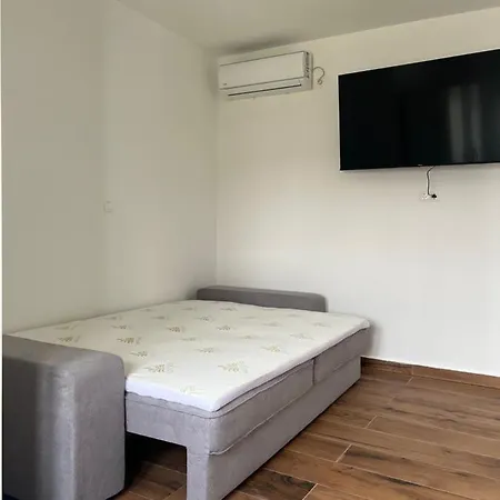 Ivan Apartman